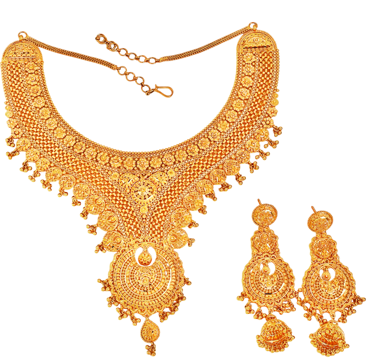 Heritage-Inspired Chain with Medallion